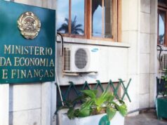 Ministro da Economia e Finanças, Max Tonela